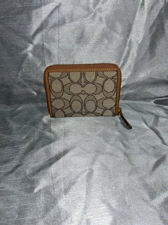 MM x Coach Wallet - Picture 3 of 7